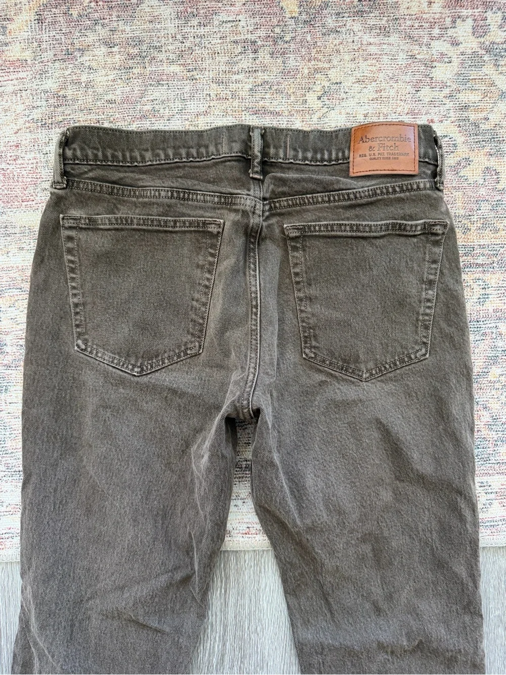 Abercrombie & Fitch excellent lightly